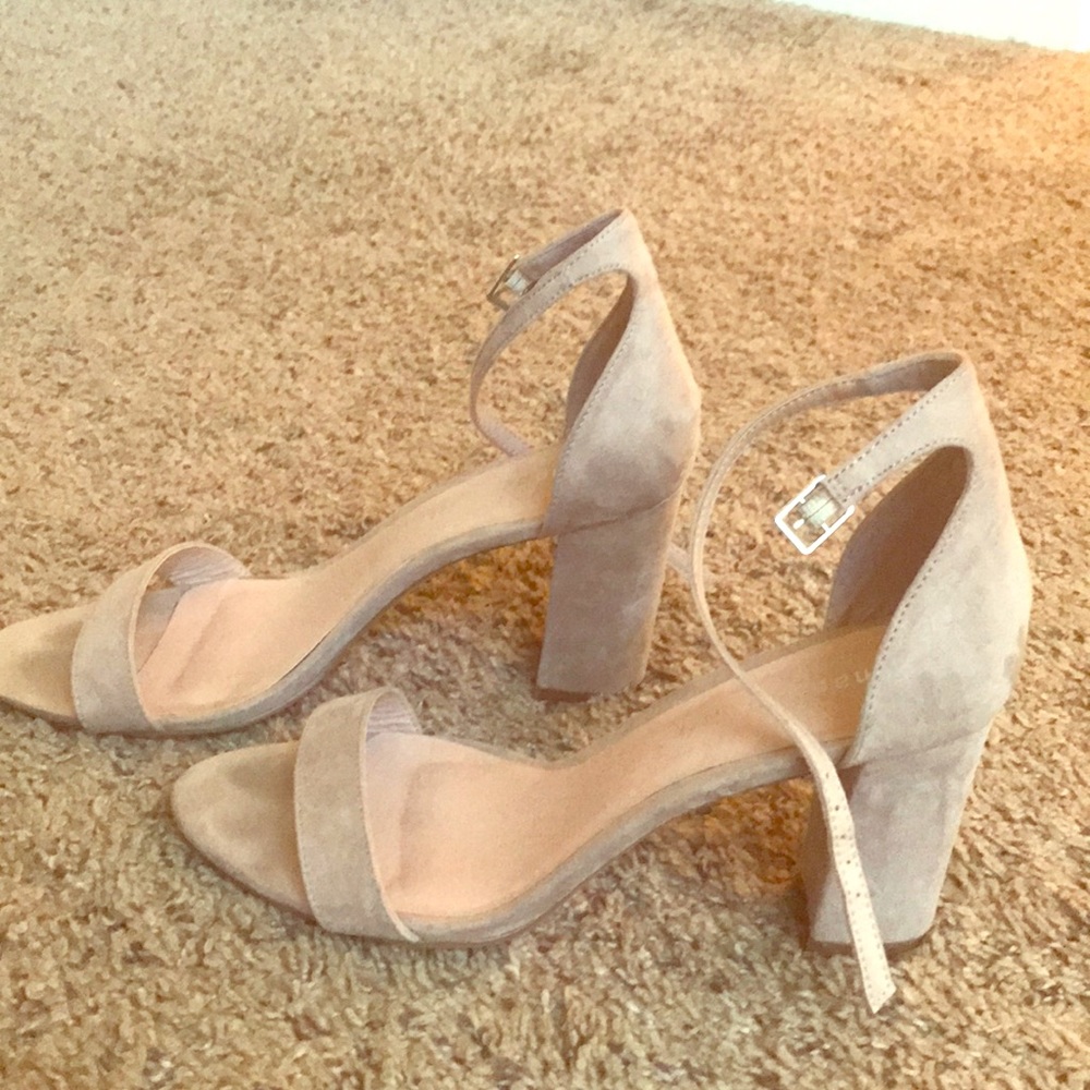 Open toe heeled wedges